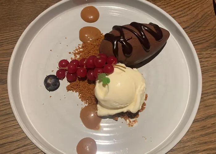 Sunnychalet بيكبيرخين